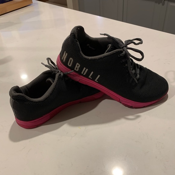 womens black and pink trainers